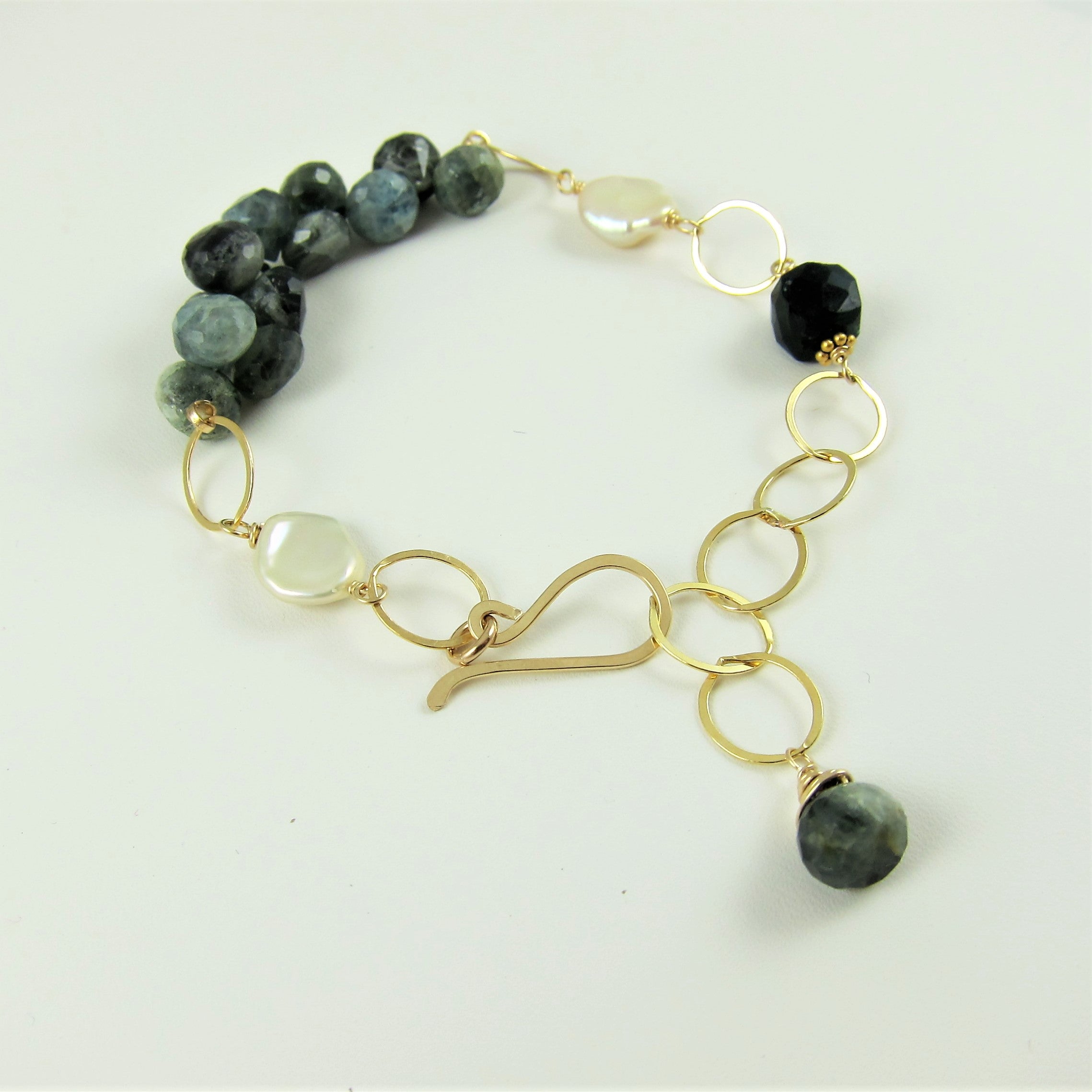 14kg Moss-Aquamarine Gemstone Cluster Bracelet